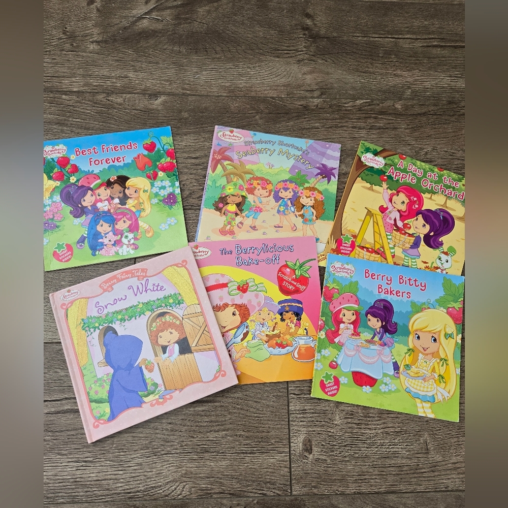 Strawberry Shortcake Book Bundle